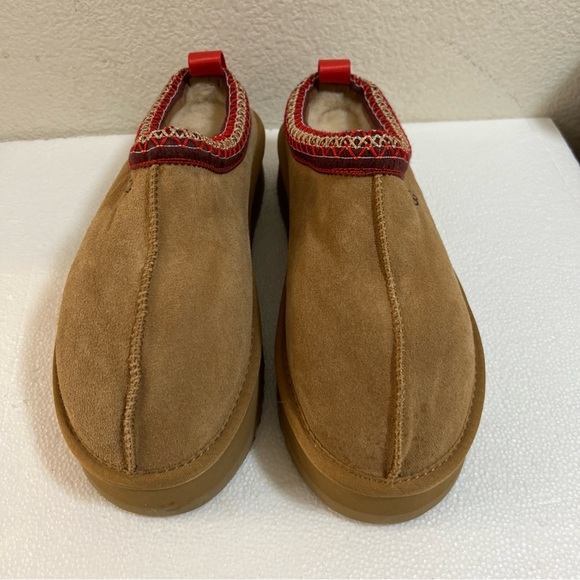 UGG Tan Slippers with Red Trim - Picture 3 of 12